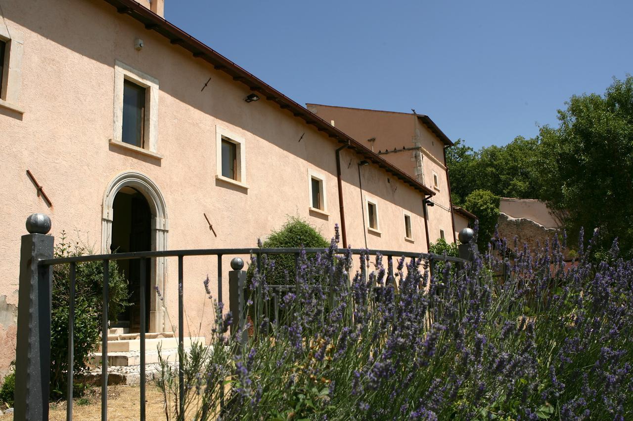 Convento Di San Colombo Hotel Santo Stefano Di Sessanio Exterior photo